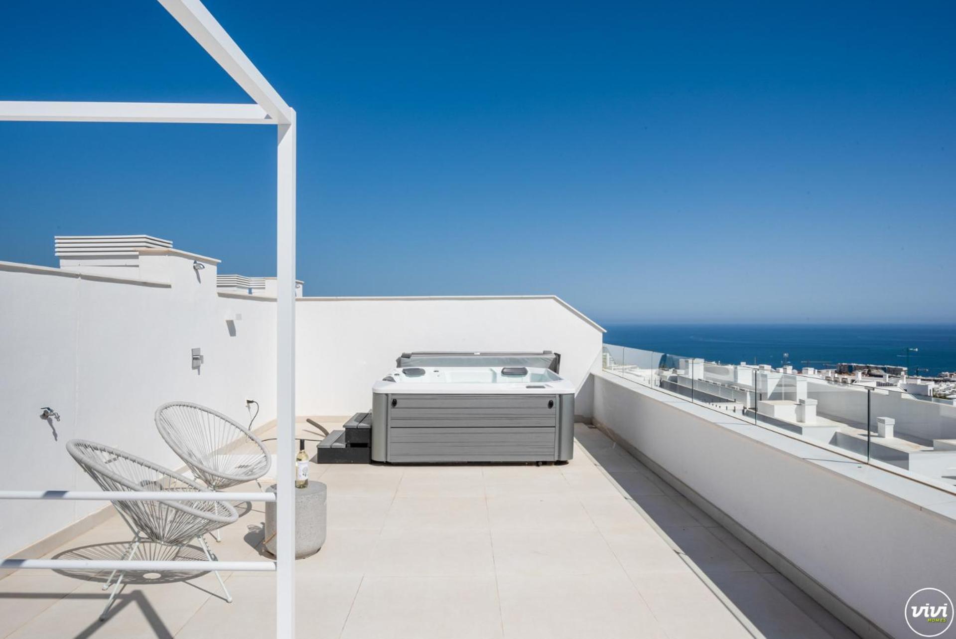 Apartment Vivi Homes - Gerrard Jacuzzi, Terrace, Pool & Sea Vew