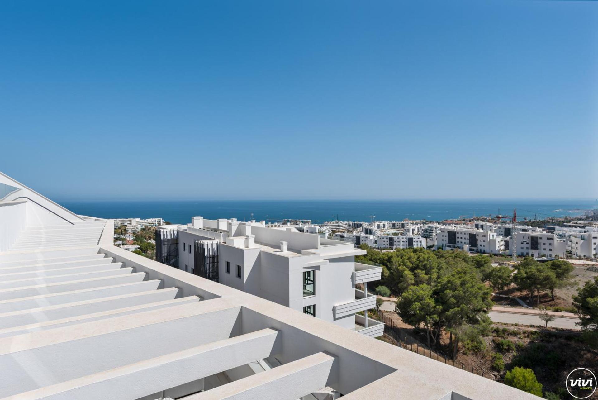 Vivi Homes - Gerrard Jacuzzi, Terrace, Pool & Sea Vew Apartment *