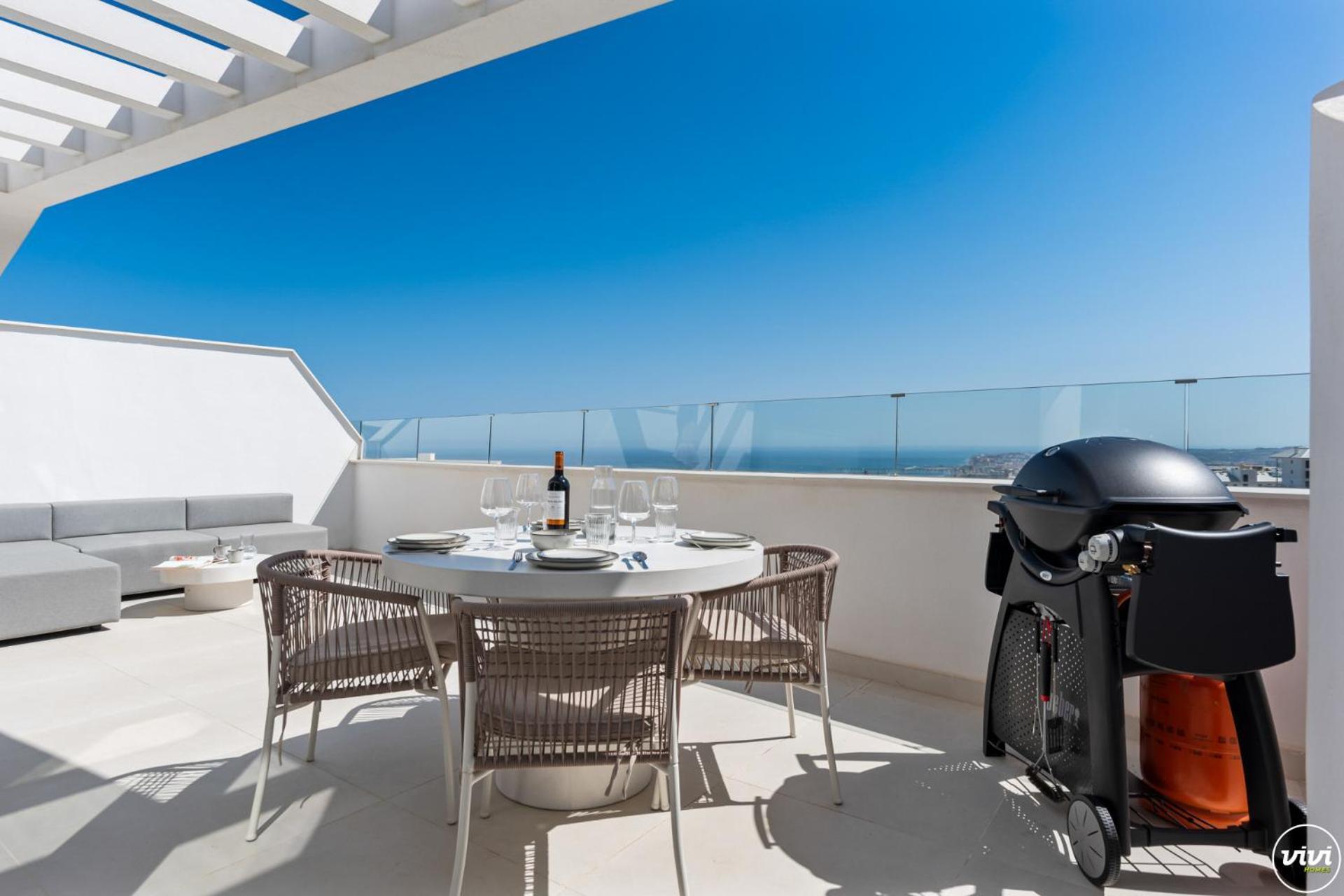 Apartment Vivi Homes - Gerrard Jacuzzi, Terrace, Pool & Sea Vew *