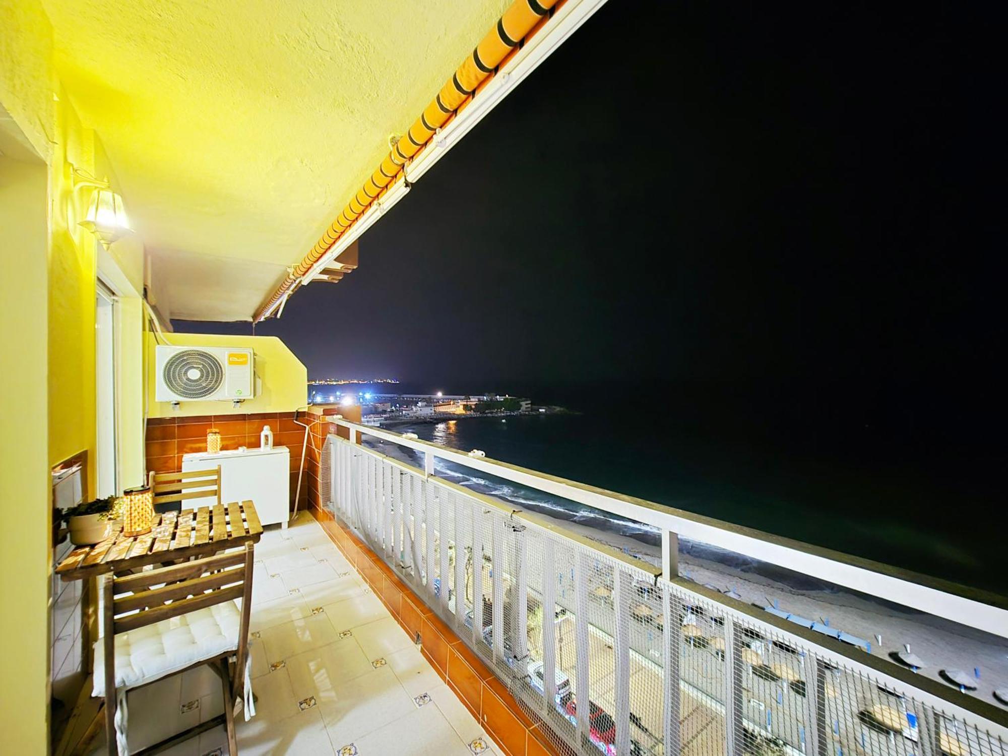 Aa Guest - Sky Center Beachfront Sea Views Eco Apartment