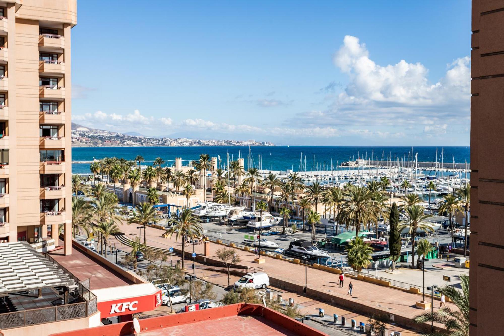 Modern And Bright By Marina Fuengirola
