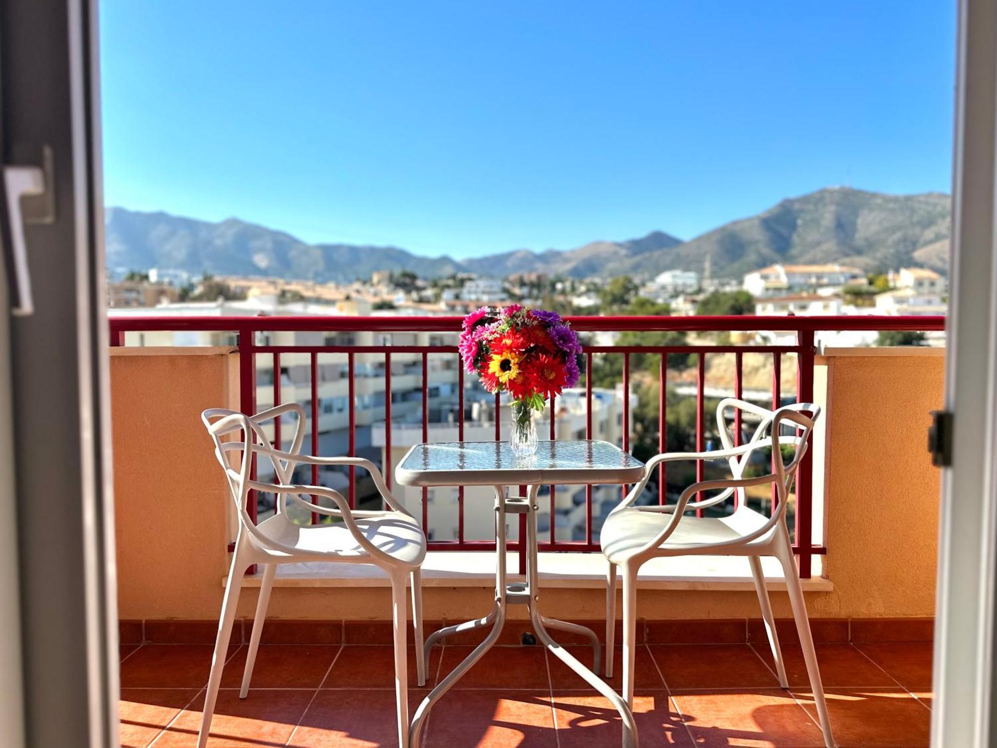In Costa Del Sol, Sea, Sunshine & Views Apartment Fuengirola