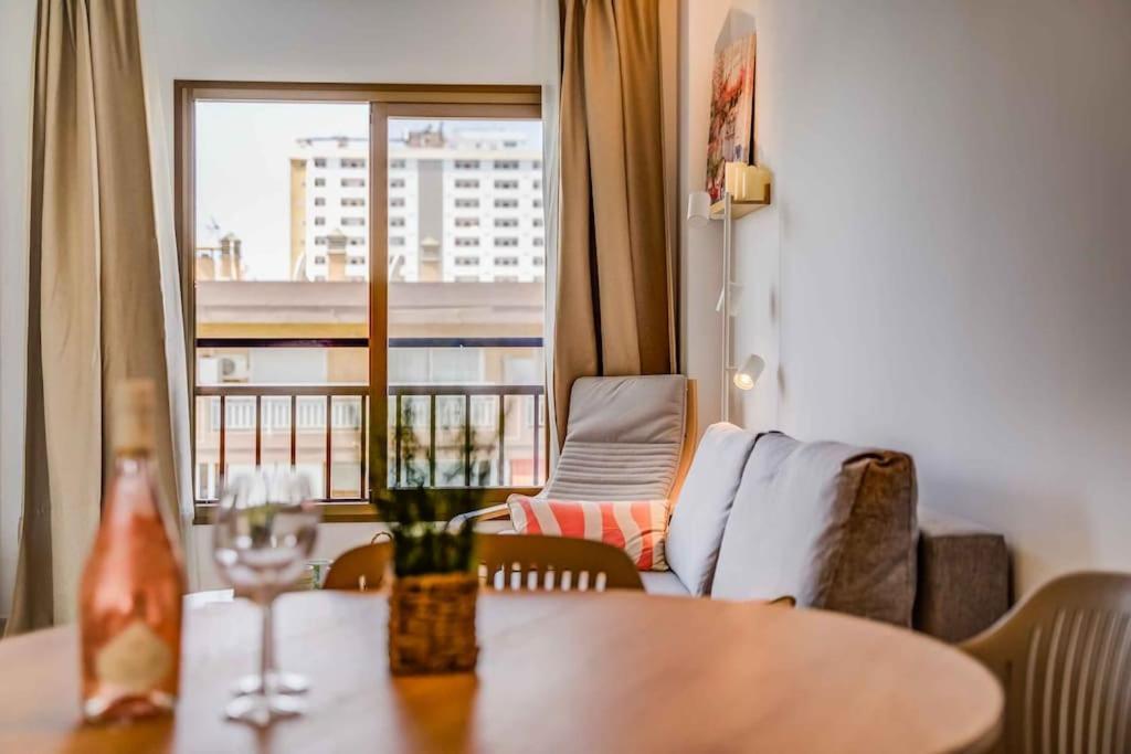118 - Modern Beachfront Apartment Fuengirola