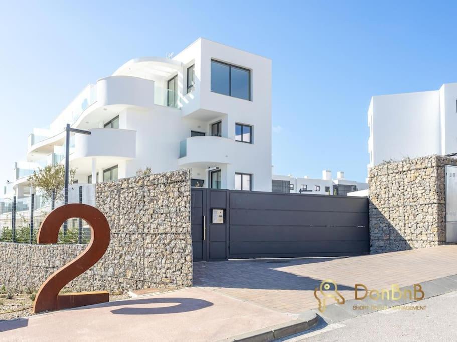 Apartment In Higueron West