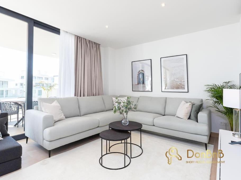 Apartment In Higueron West