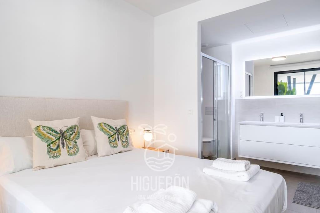 Higueronrentals Camina A La Playa Apartamento