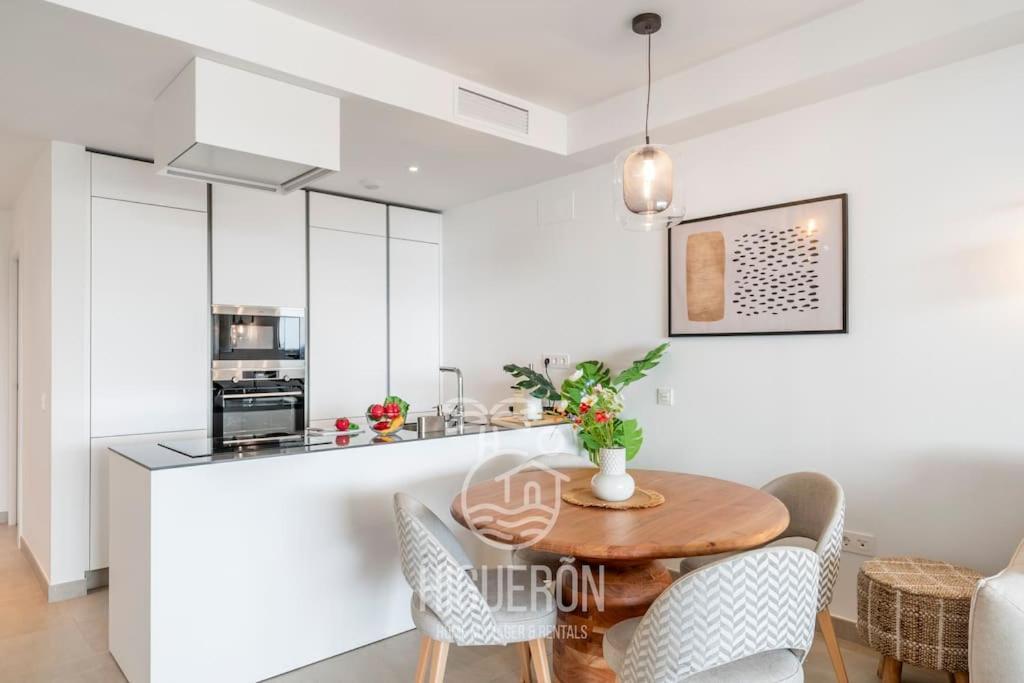 Apartamento Higueronrentals Camina A La Playa *