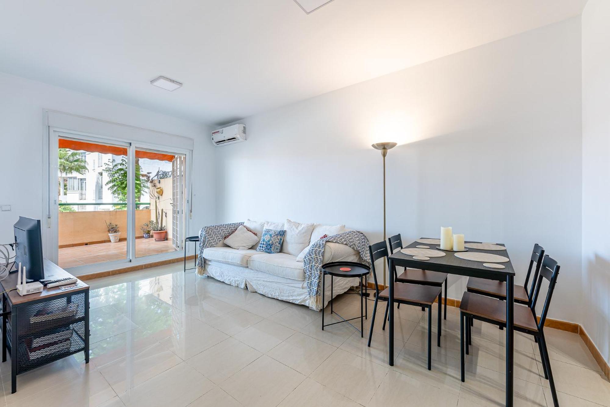 Beautiful 2 Bed Pacos *
