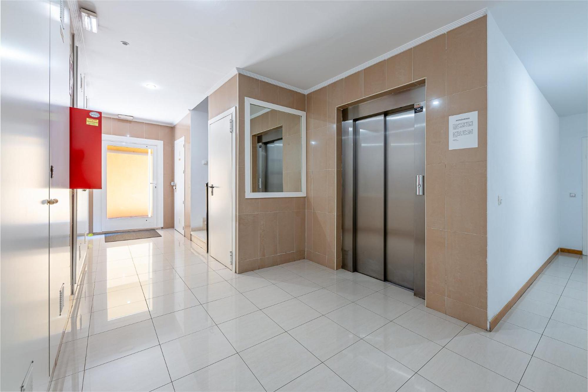 Beautiful 2 Bed Pacos Appartement