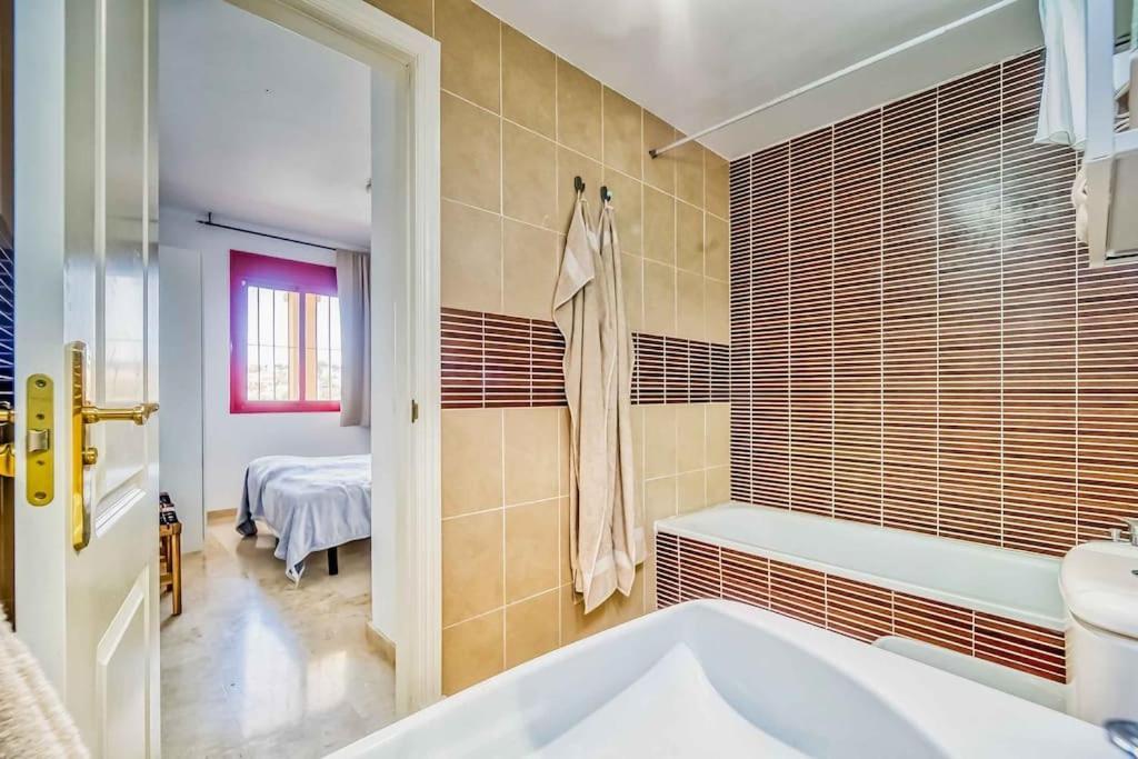 120 - Cozy Duplex Penthouse With Panoramic Views * Fuengirola