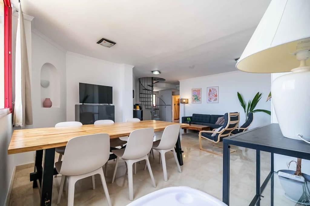 120 - Cozy Duplex Penthouse With Panoramic Views Apartment *