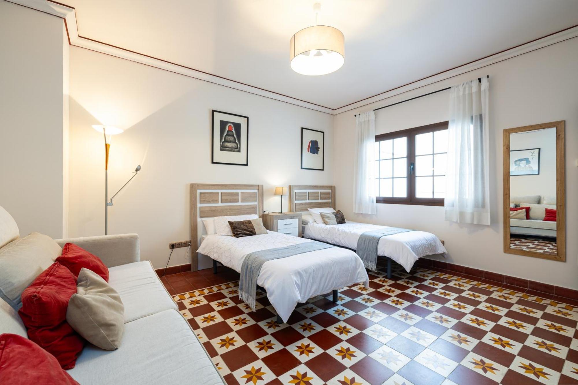 Luxury Center By Aora Holiday home