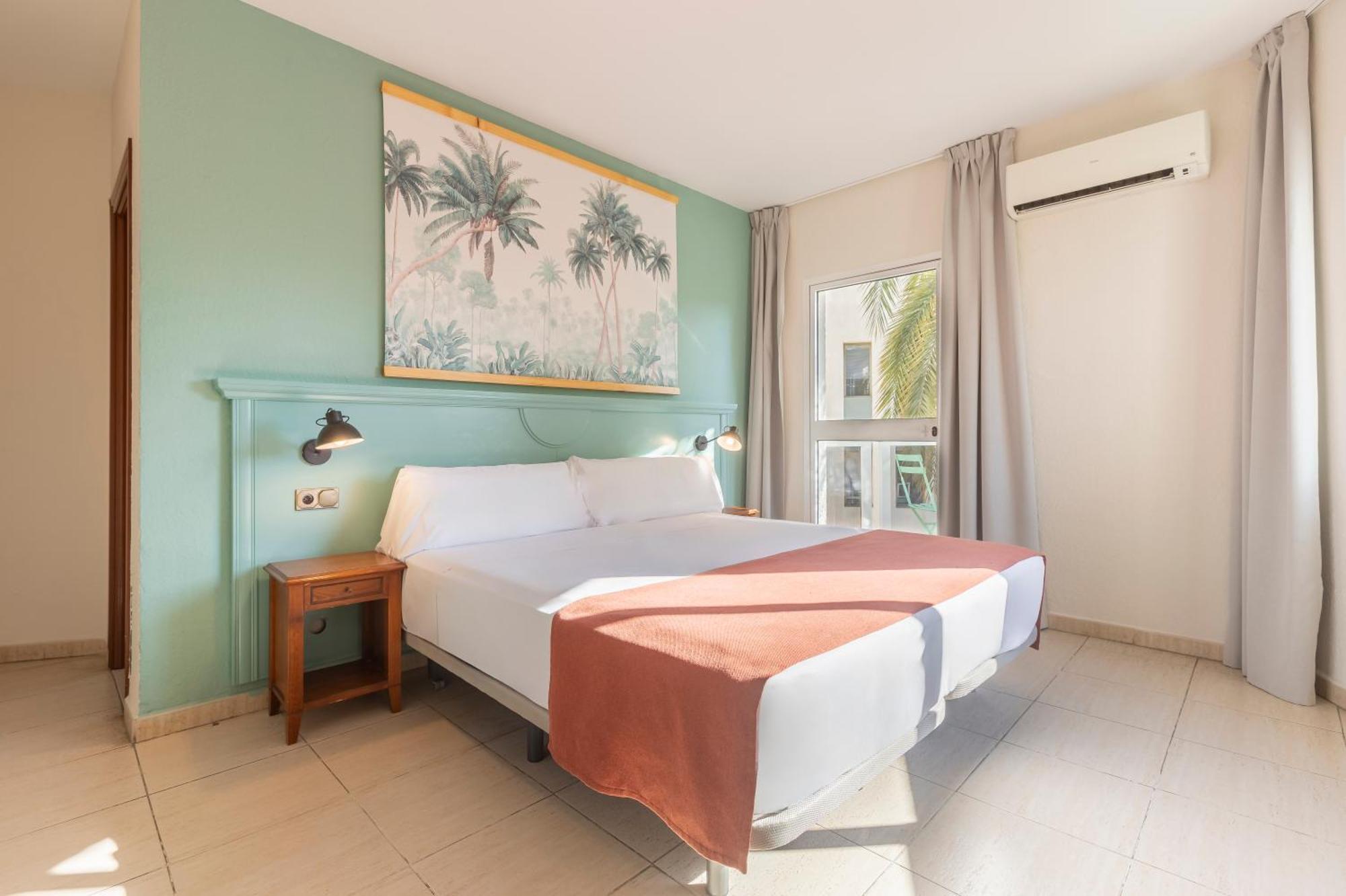 Moon Dreams Hotel