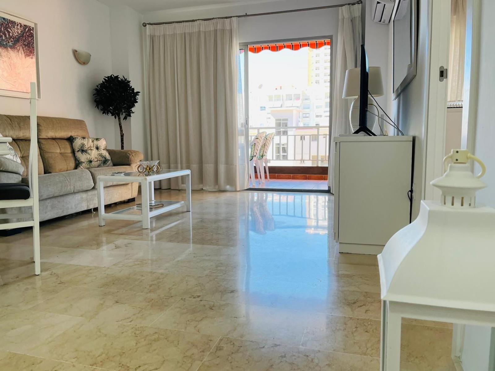 Palm Apartment *