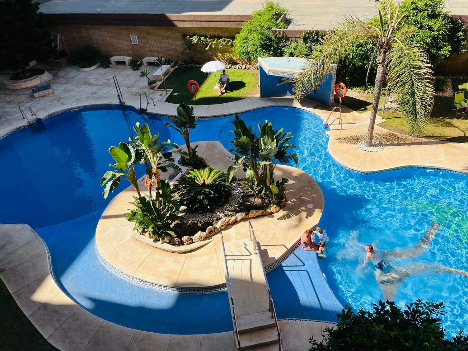 Palm Apartment