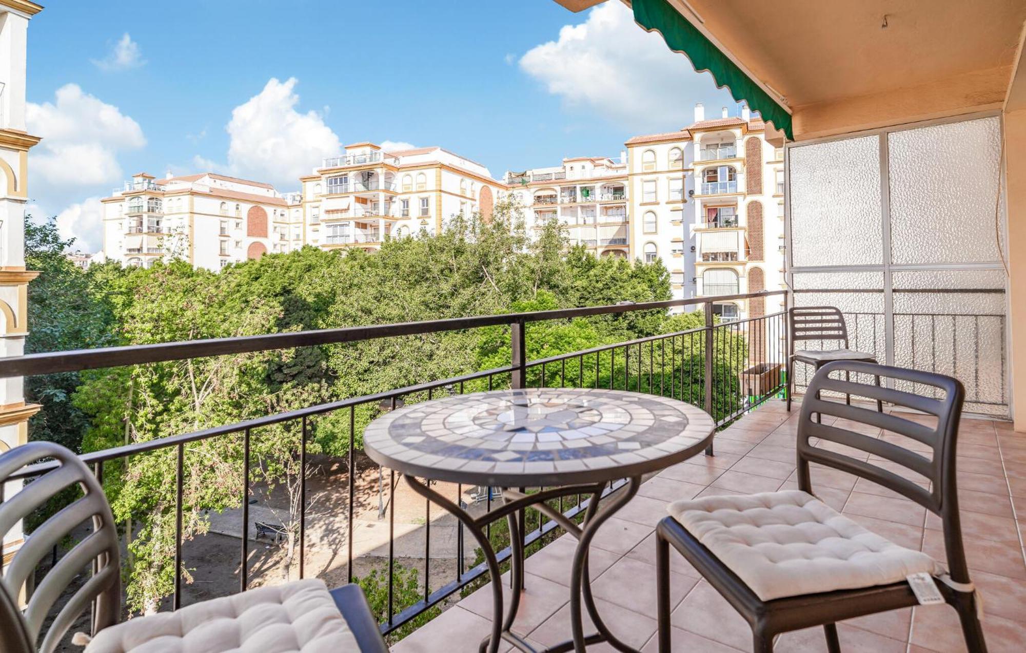 Apartment Awesome In With Wifi Fuengirola