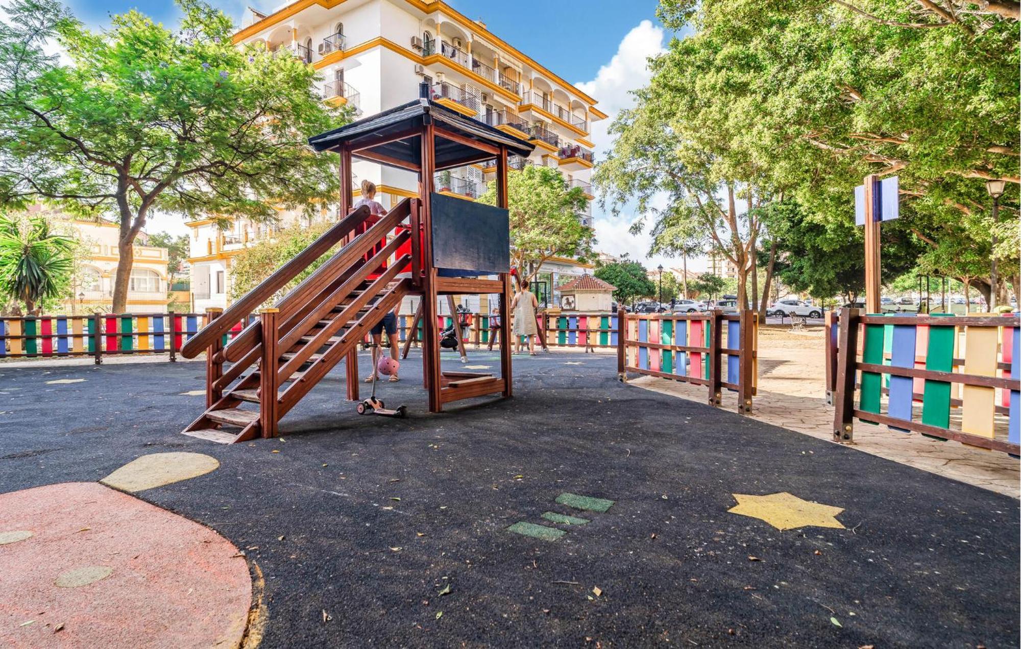 Awesome In With Wifi Fuengirola