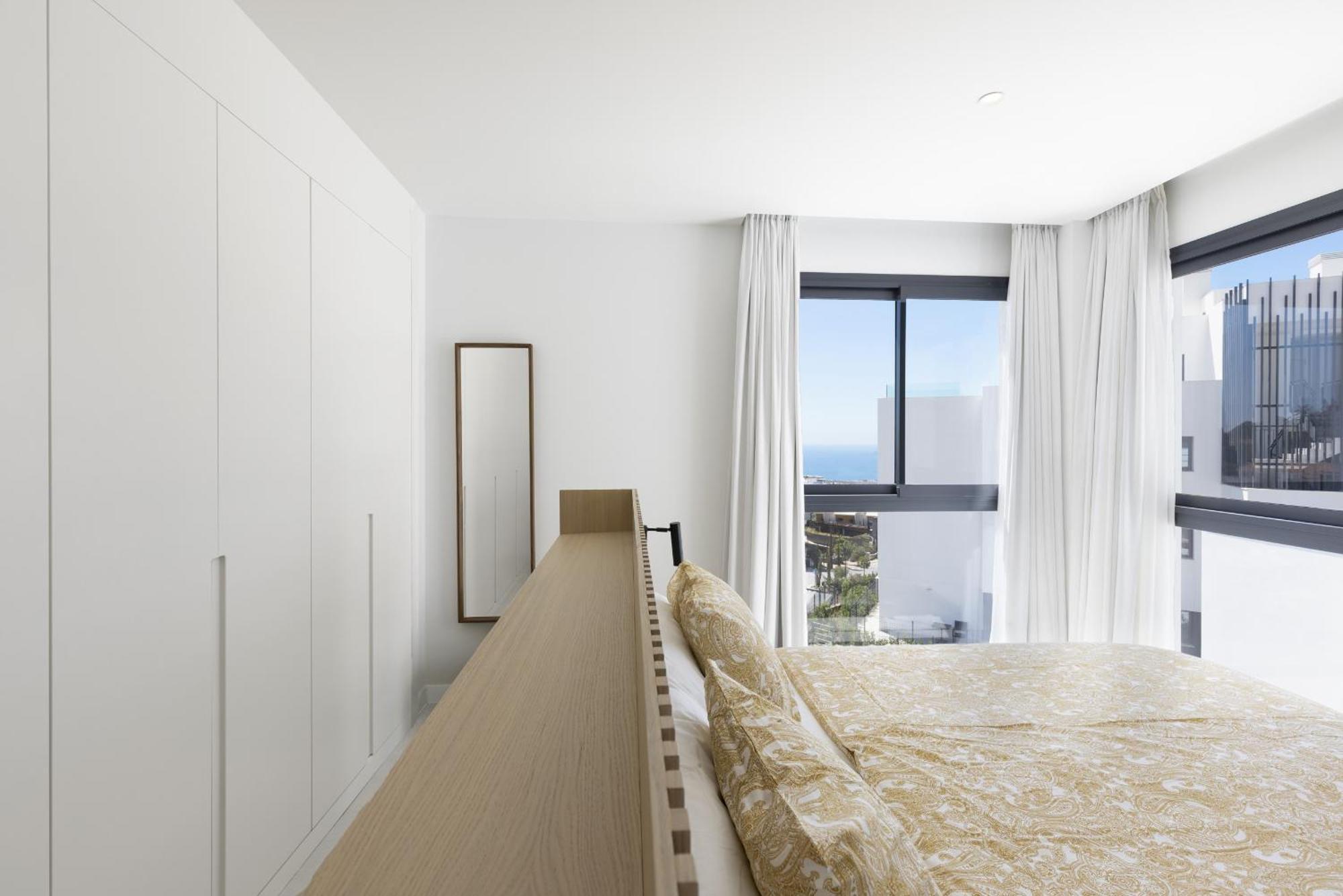 Exclusive 3-bedroom In Higueron Fuengirola