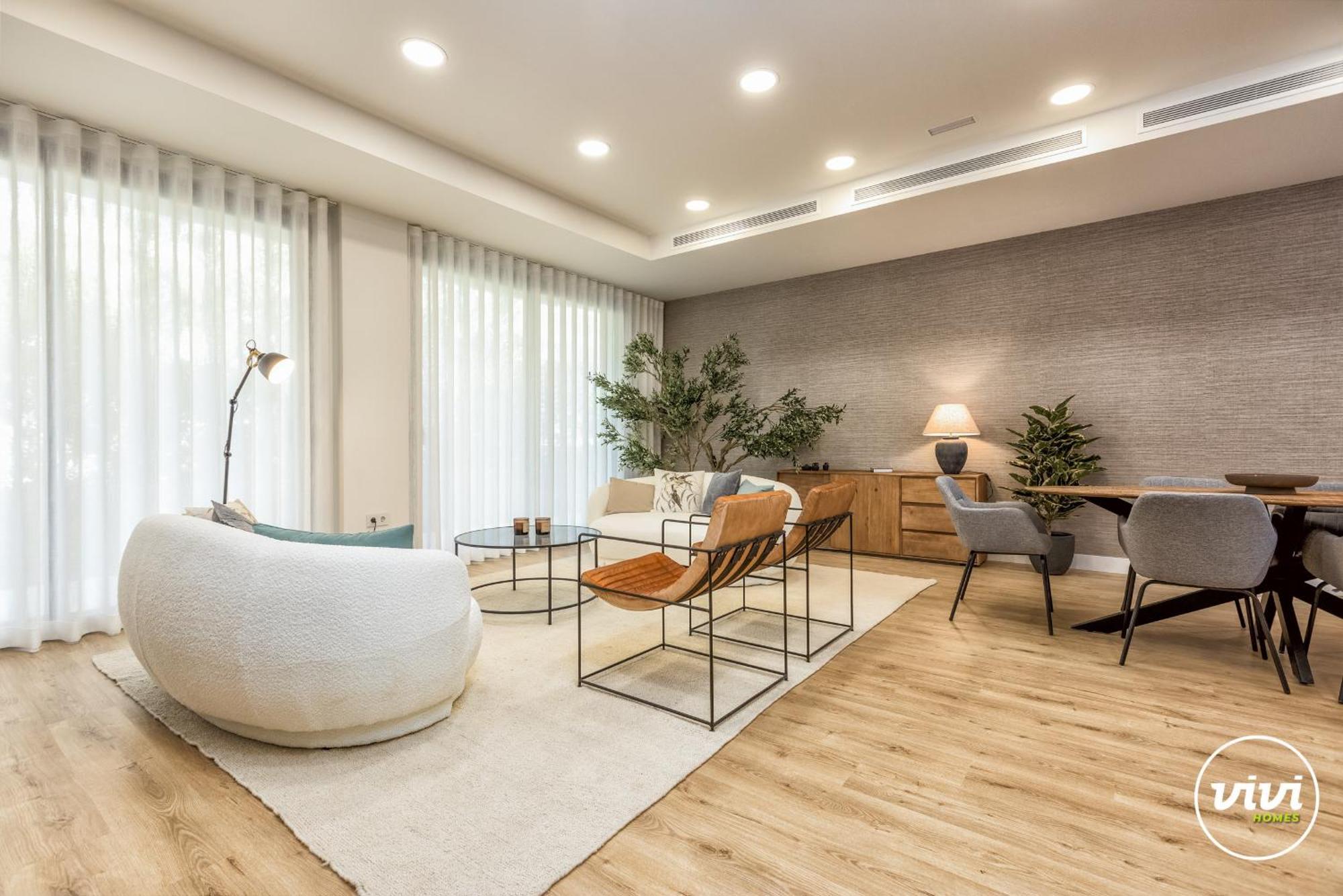 Vivi Homes - Apollo Luxury, Pool, Gym & Apartment