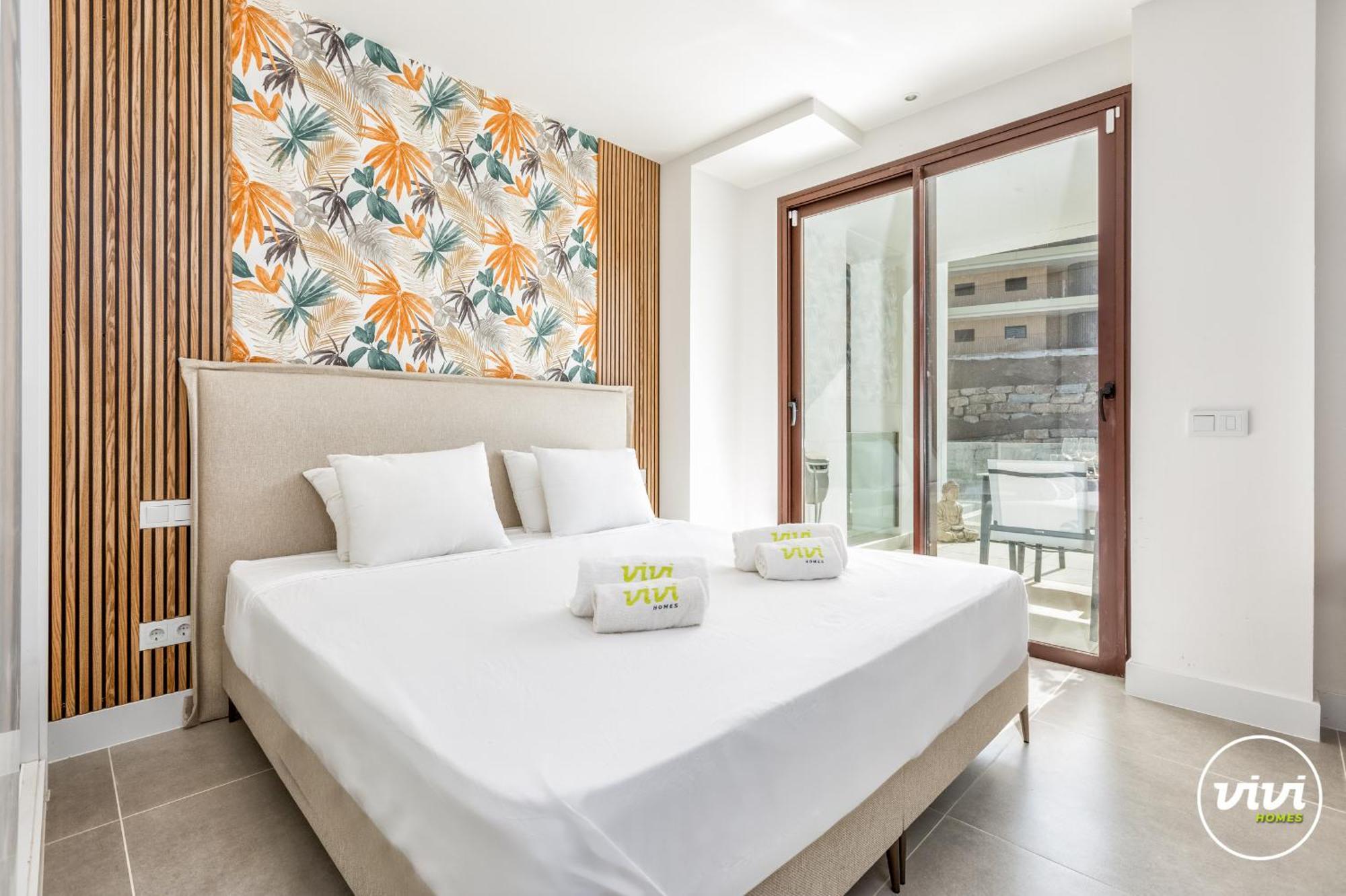 Vivi Homes - Apollo Luxury, Pool, Gym & Apartment *