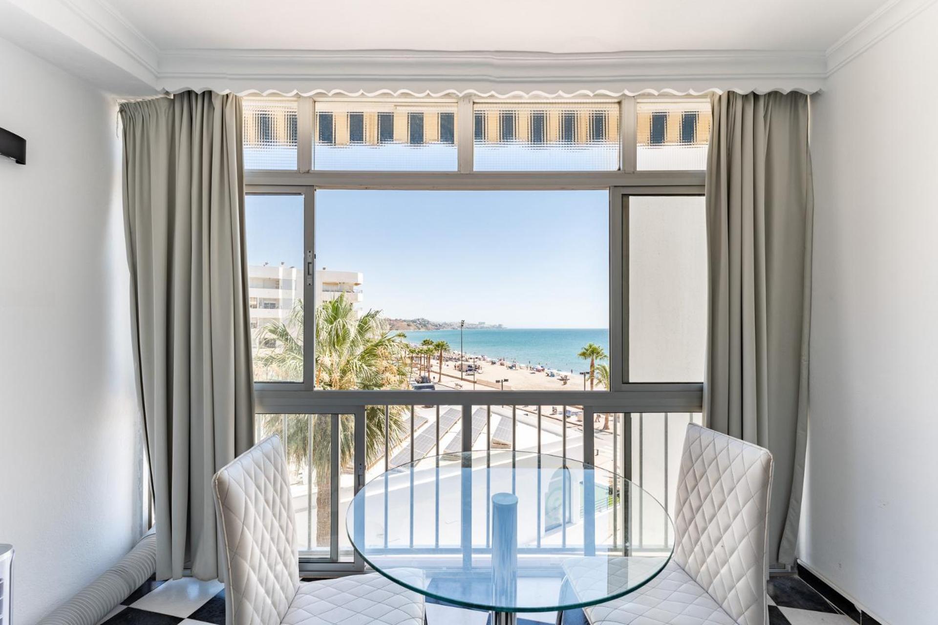 Ct 336 - Faro's Carvajal Beachstudio - Frontline