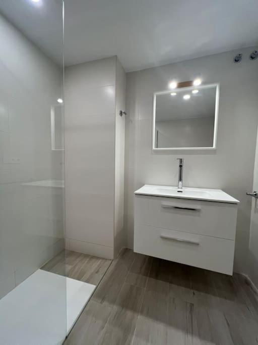 Elegante Y Luminoso De Playa Apartment Fuengirola