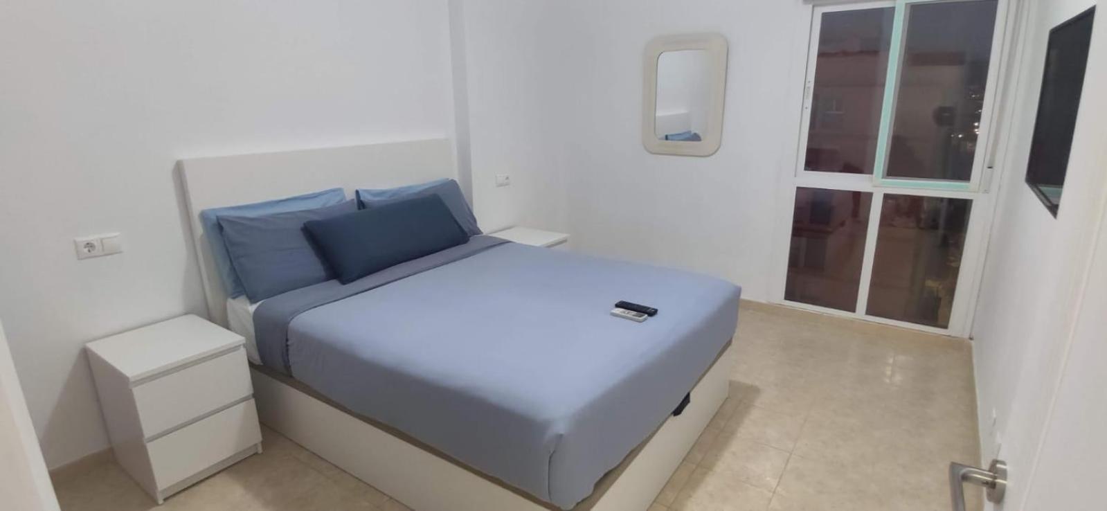 Perla 5, Primera Linea De Playa Y Centrico Apartment *