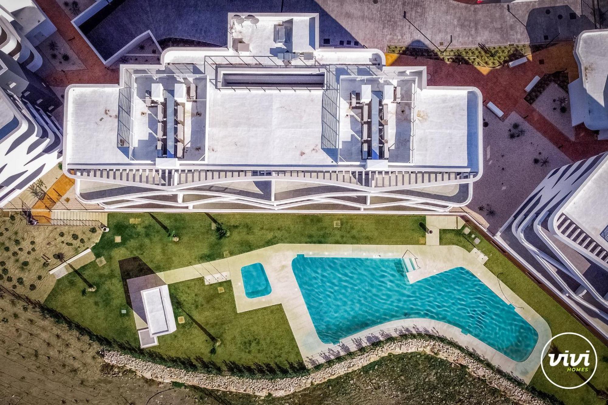 Vivi Homes - Levalin Wellness, Pool & Terrace Apartment *