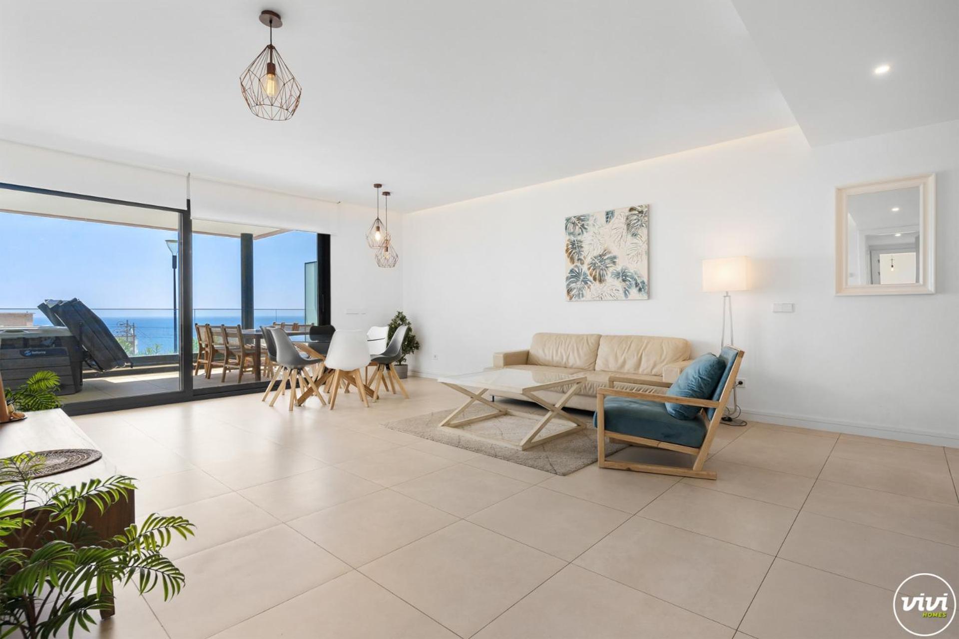 Vivi Homes - Boa Pool, Terrace & Sea View Apartment Fuengirola