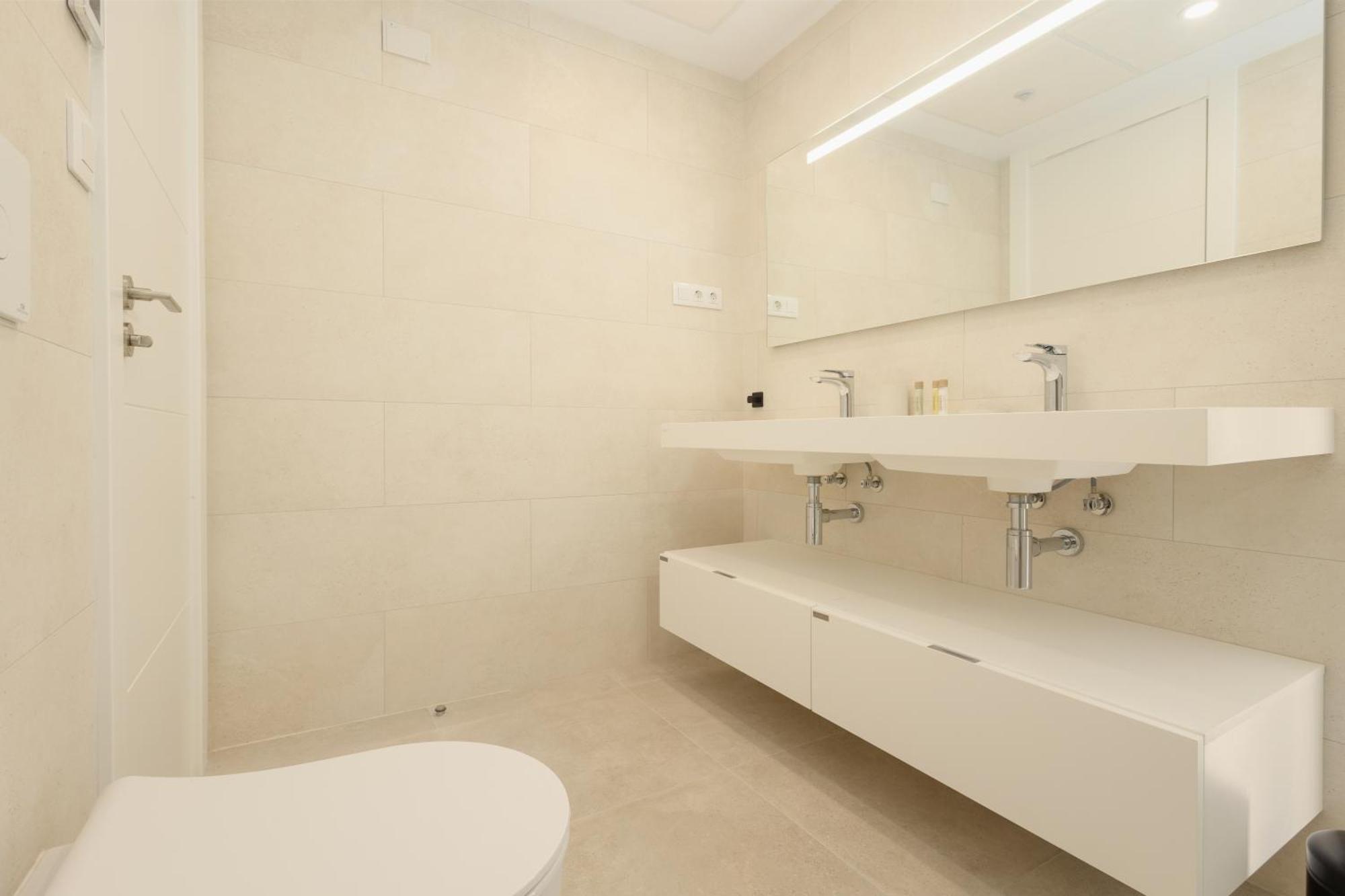 Brand-new Beachside Apartment, With Spacious Terrace And Exceptional Amenities, In