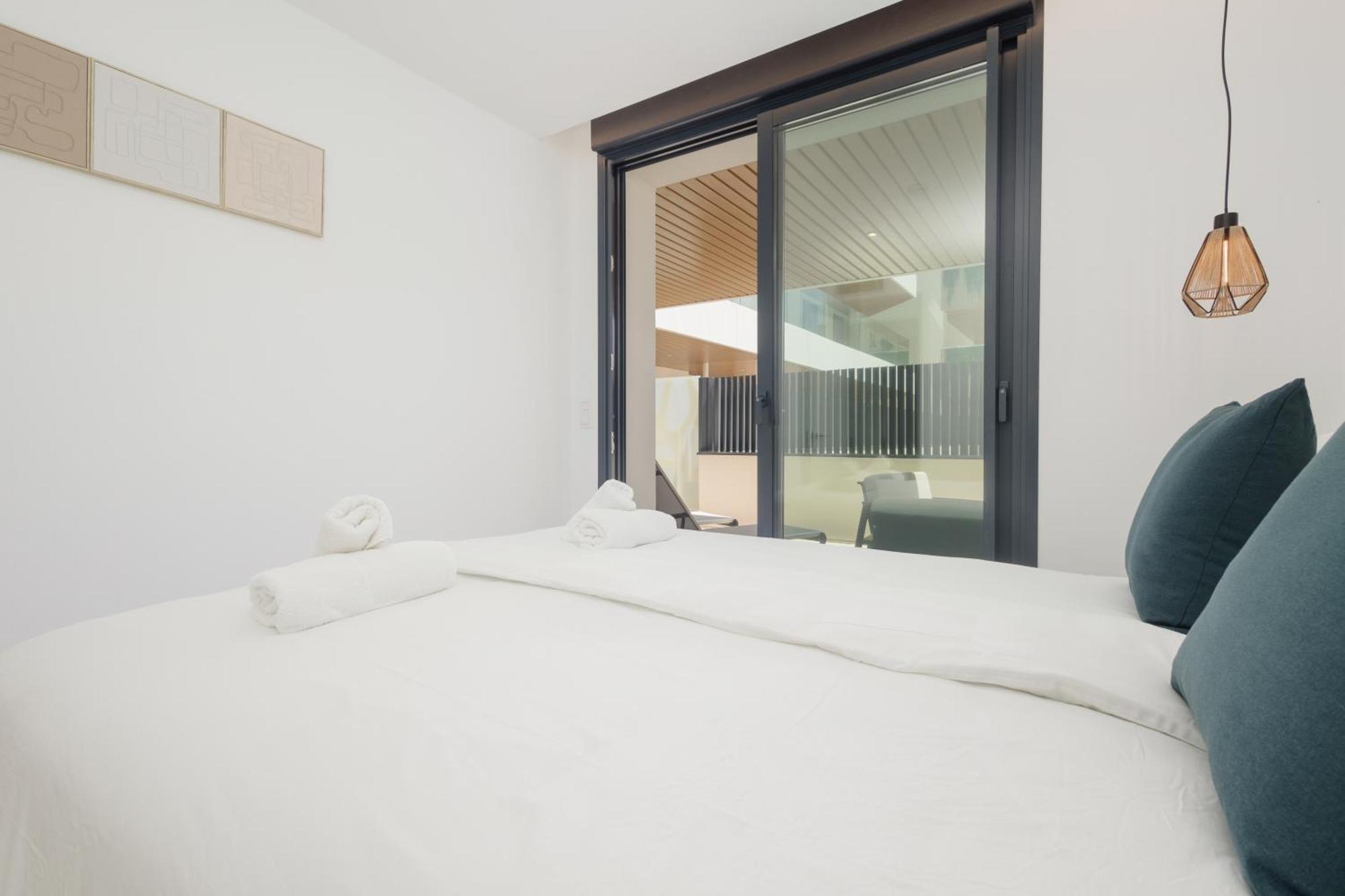 Brand-new Beachside Apartment, With Spacious Terrace And Exceptional Amenities, In