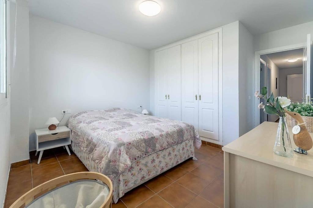 Apartment 27-cozy Apartment, Spacious Terrace In *