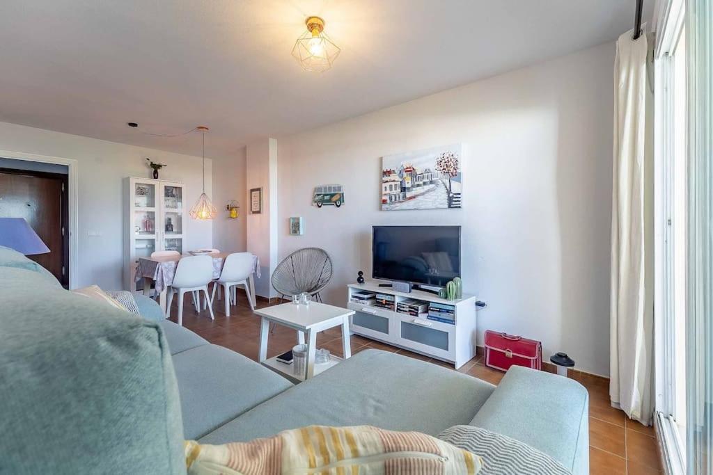 27-cozy Apartment, Spacious Terrace In Fuengirola
