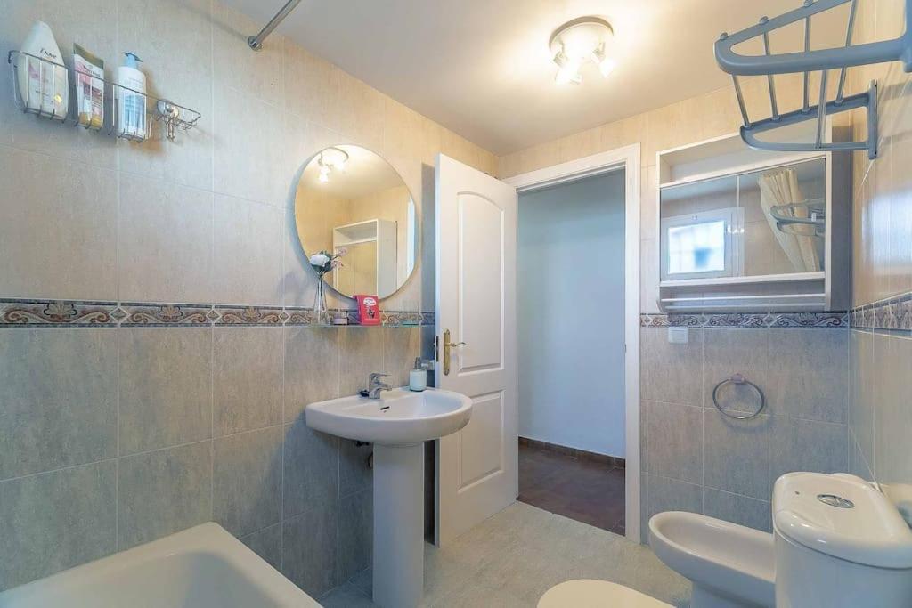 27-cozy Apartment, Spacious Terrace In * Fuengirola