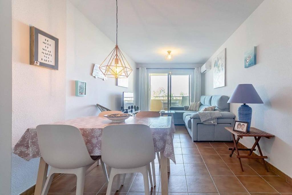 27-cozy Apartment, Spacious Terrace In *