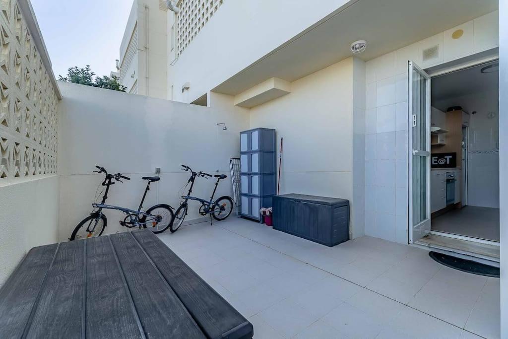 27-cozy Apartment, Spacious Terrace In Apartment