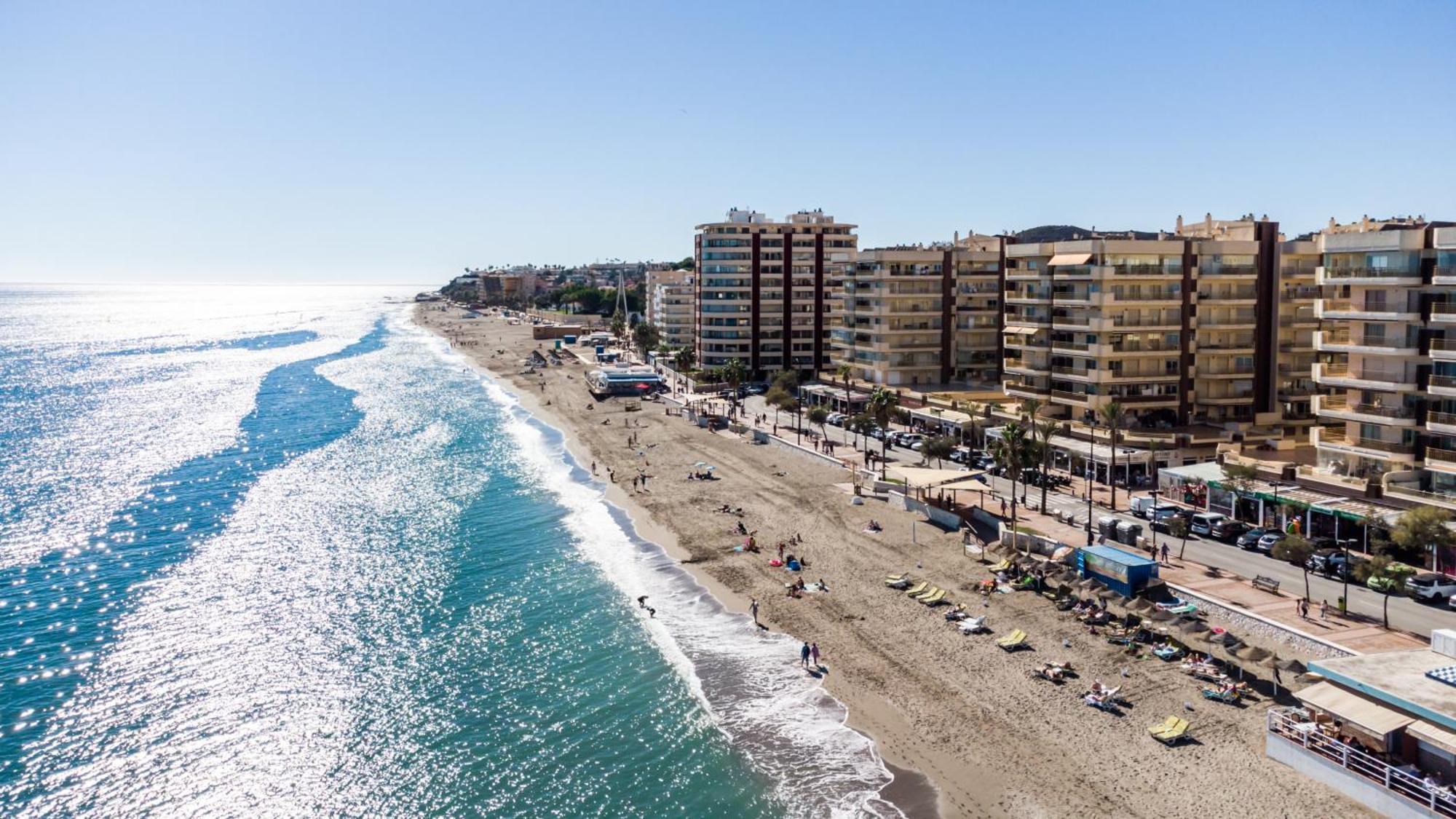 2 Y 2 Banos, Vista Lateral Mar Sofia 2 By Sur Fuengirola
