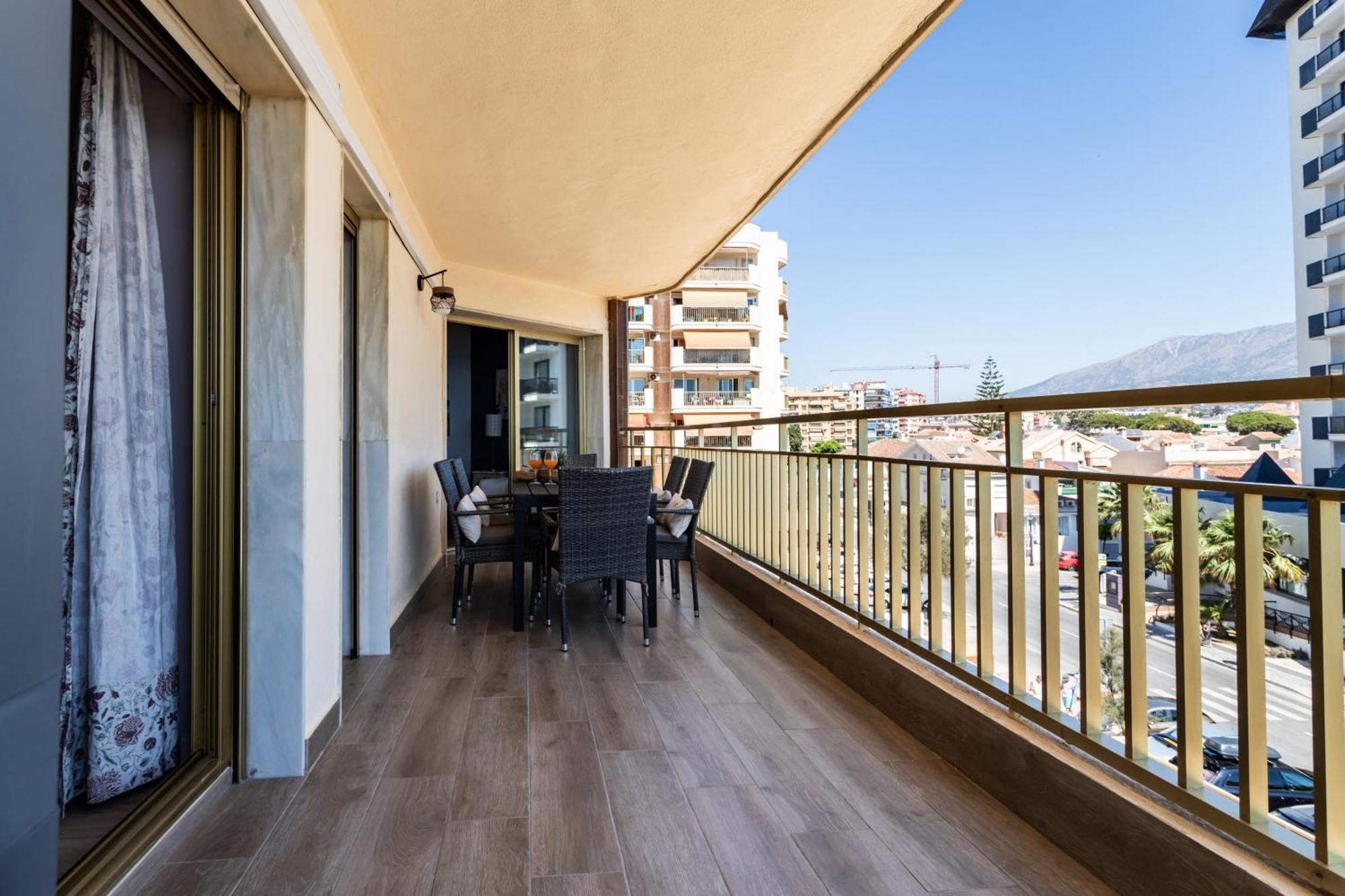 2 Y 2 Banos, Vista Lateral Mar Sofia 2 By Sur * Fuengirola