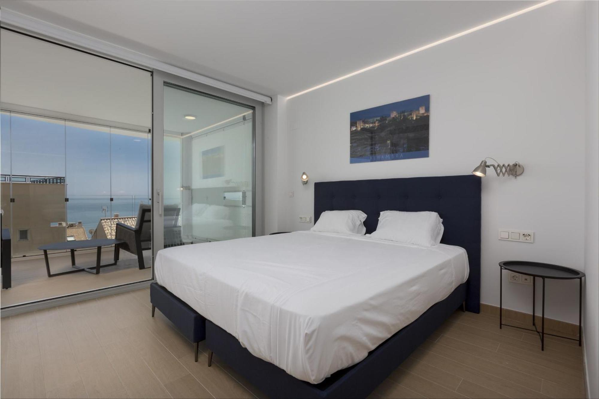 Vivi Homes - Azul Pool, Terrace & Sea View Fuengirola