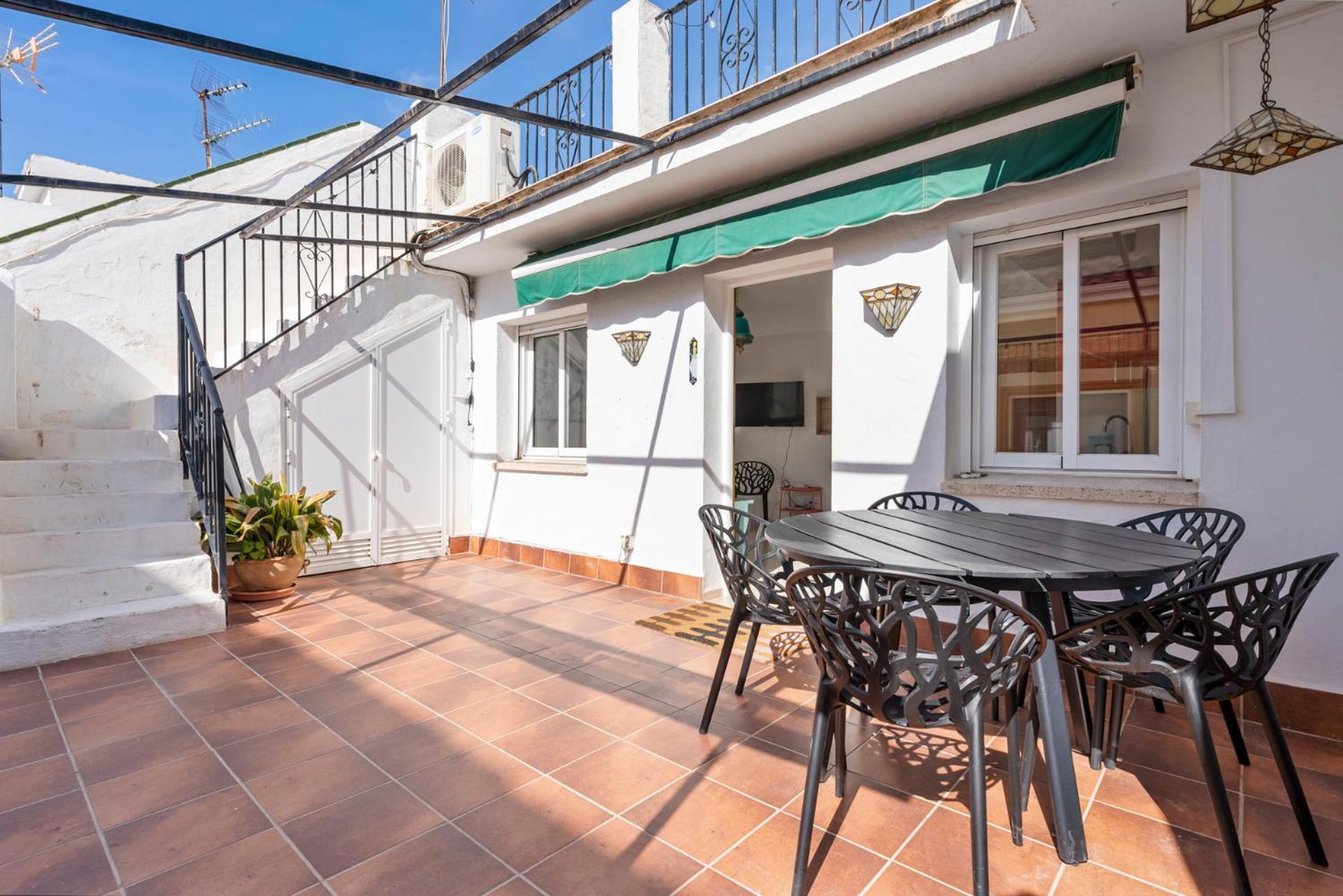 Apartment Bright Rooftop In Center By Costarentals - Ref 255