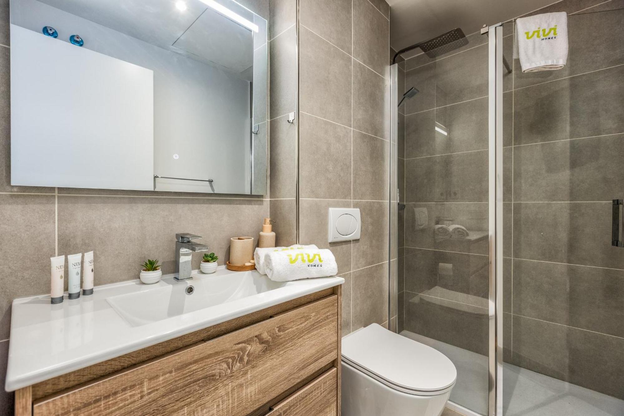 Apartment Vivi Homes - Apollo Luxury, Pool, Gym & *