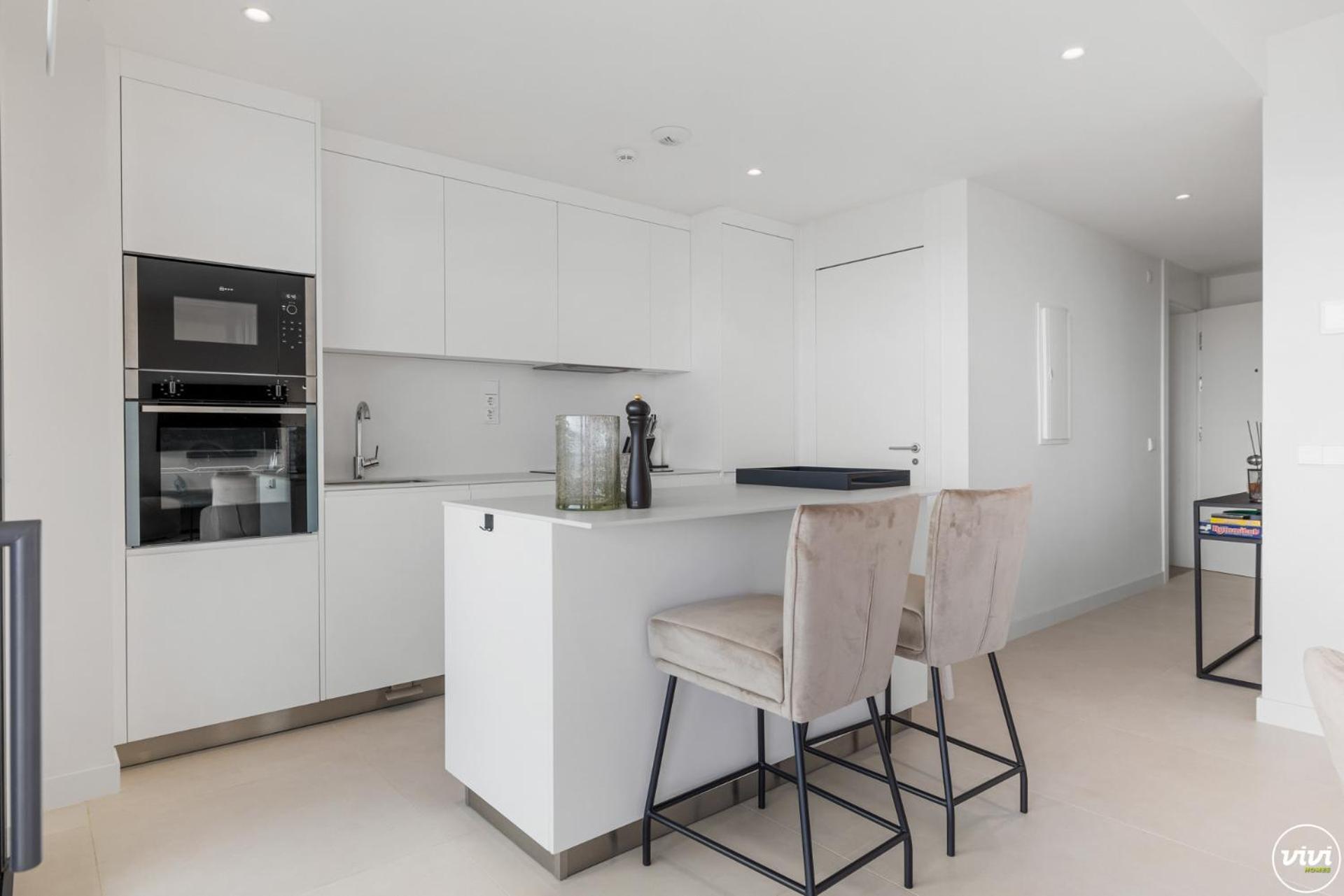 Vivi Homes - Coral With Sea Views & Pool Apartment