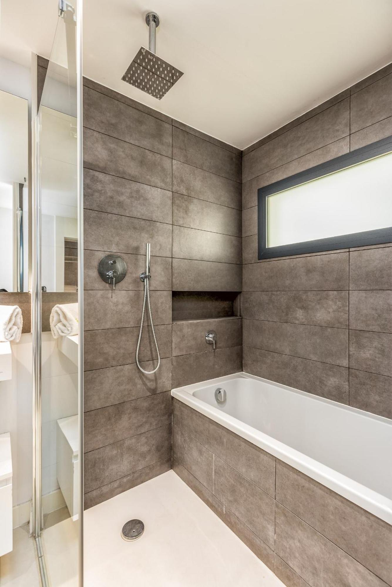 Vivi Homes - Terra Higueron Luxury, Terrace & Pool Apartamento Fuengirola
