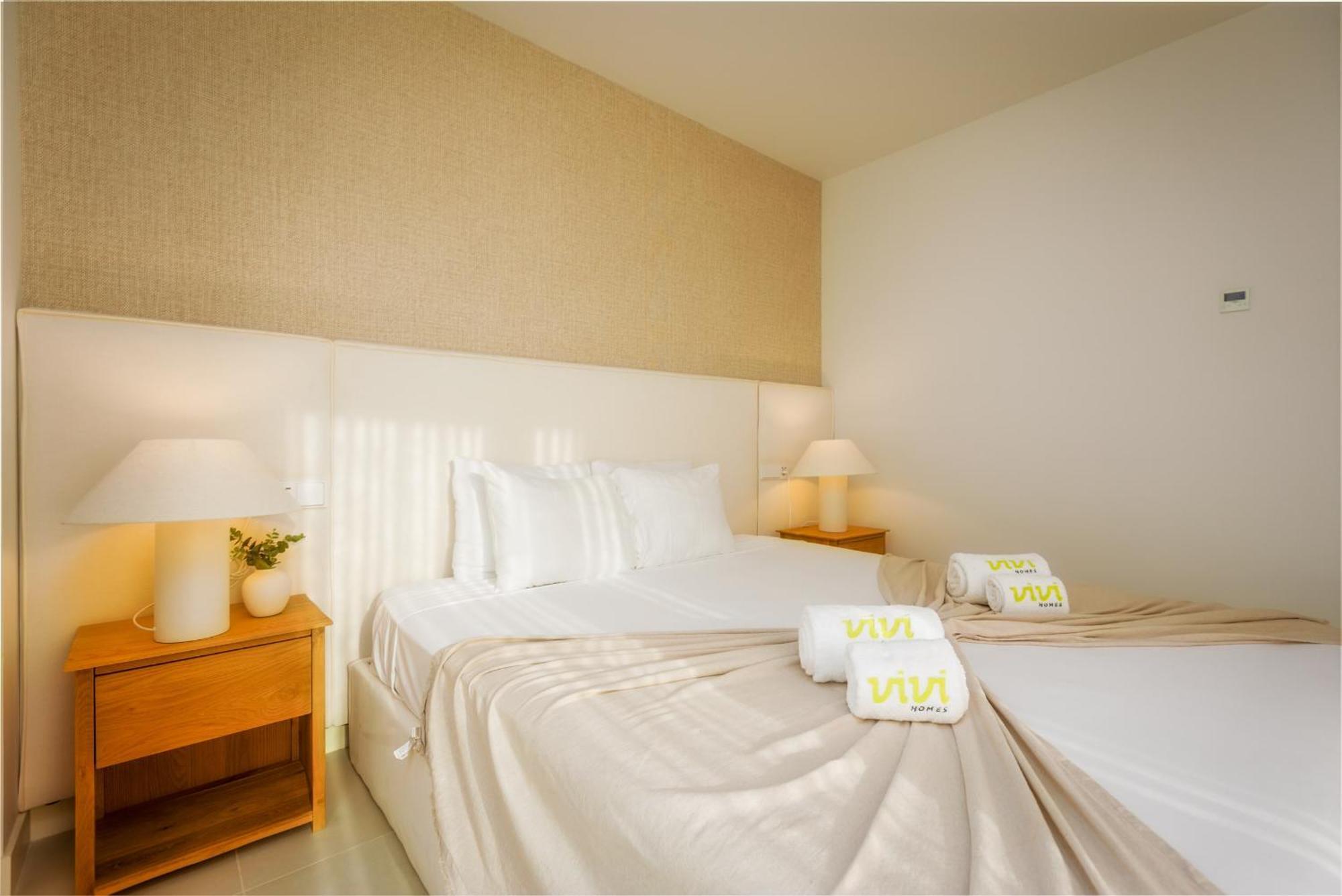 Vivi Homes - Terra Higueron Luxury, Terrace & Pool Fuengirola