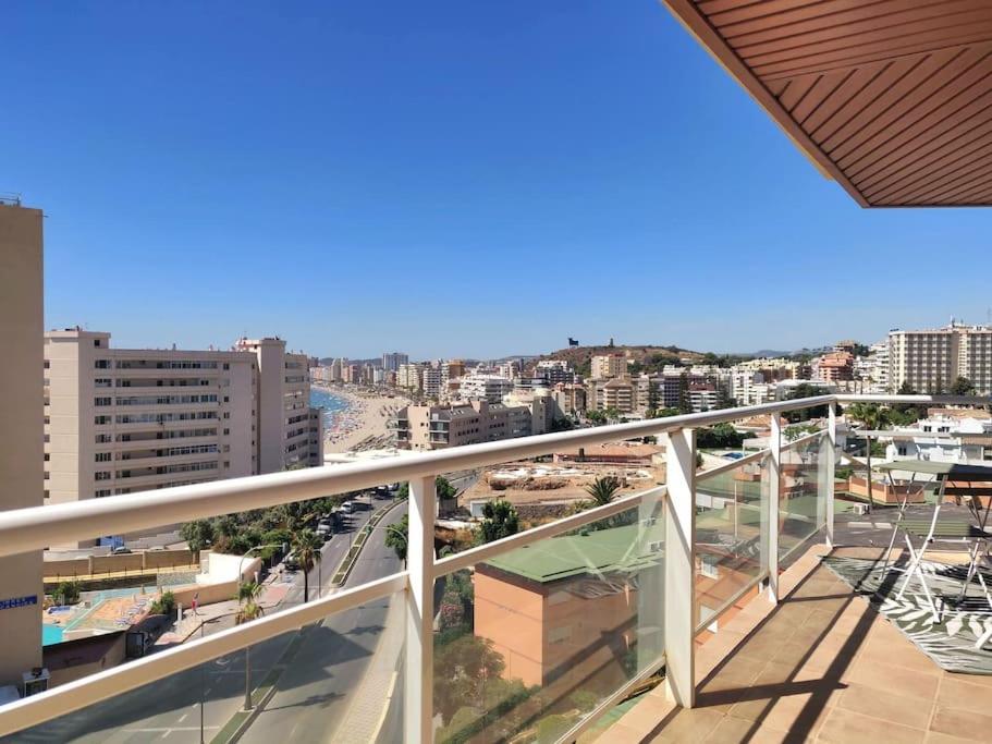 Apartment Moderno Con Vistas Al Mar, Piscina & Parking Fuengirola