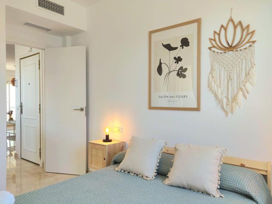 Apartment Moderno Con Vistas Al Mar, Piscina & Parking *