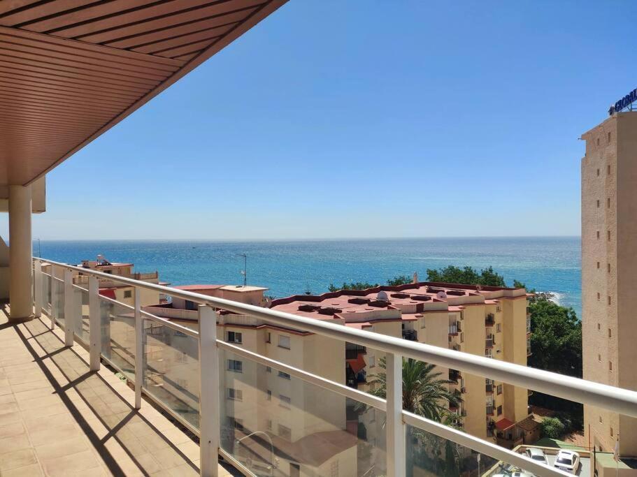 Apartment Moderno Con Vistas Al Mar, Piscina & Parking *