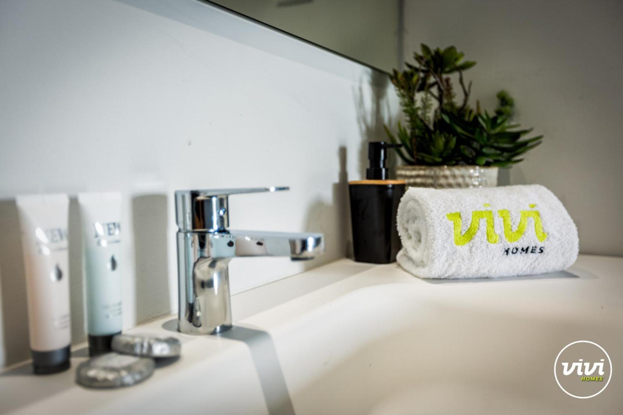 Vivi Homes - Higueron Premium Wellness, Sauna, Pool & Hot Tub * Fuengirola