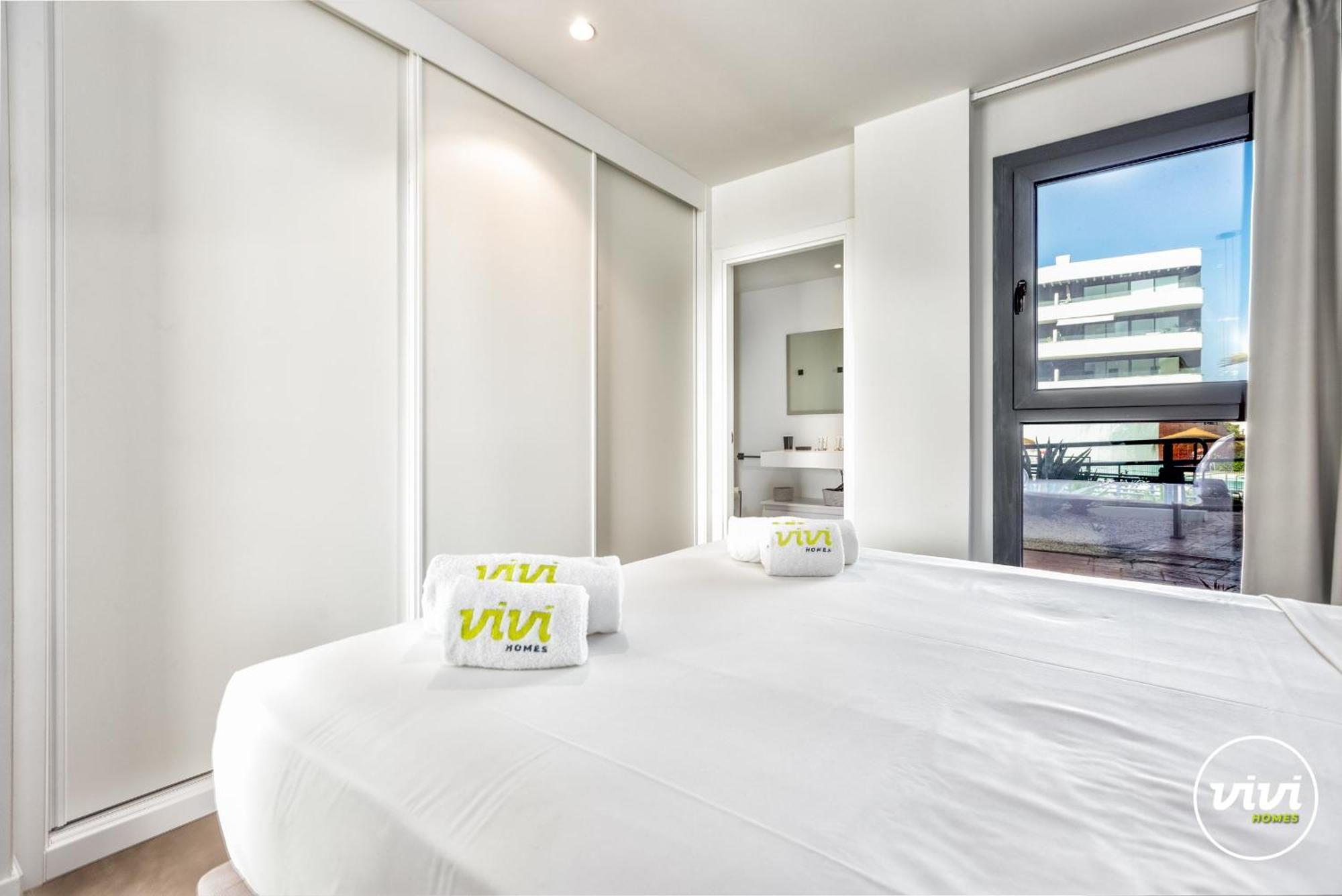 Apartment Vivi Homes - Higueron Premium Wellness, Sauna, Pool & Hot Tub *