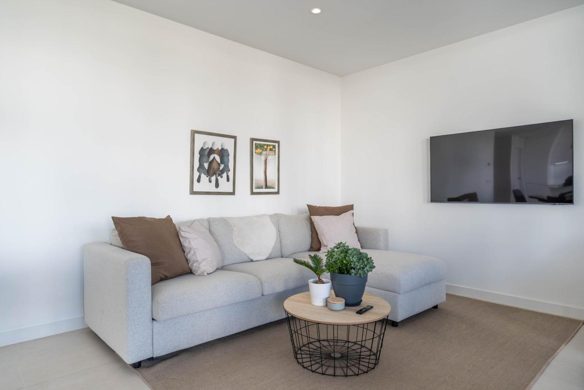 Apartment Higueron West By Gms *